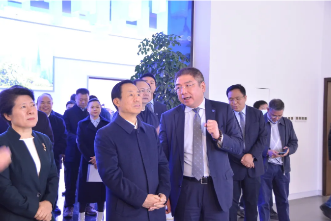 奋进新征程丨湖南省委书记许达哲一行莅临九游ninegame环境长沙基地调研考察